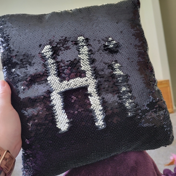 Meet your Posher, Pam (PJ) - Picture 2 of 2